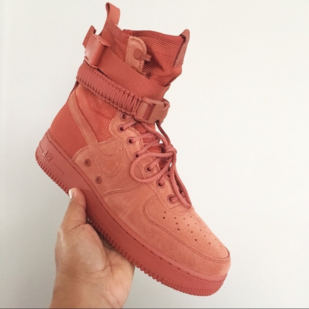 Nike SF AF1 Dusty Peach - Picture 2 of 7